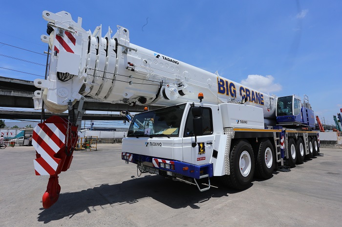 Truck Crane